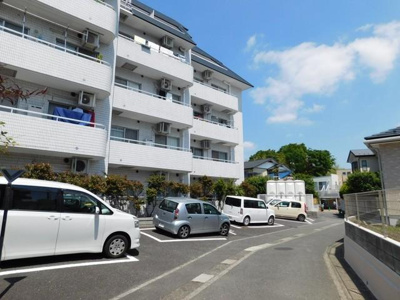 【駐車場】 | LIVE