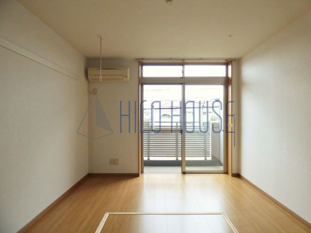 ルネス　プリントスの居間・リビング