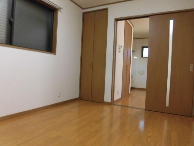 【寝室】