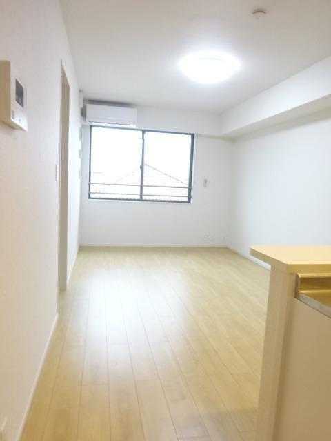 ヒルズ・コートの居間・リビング