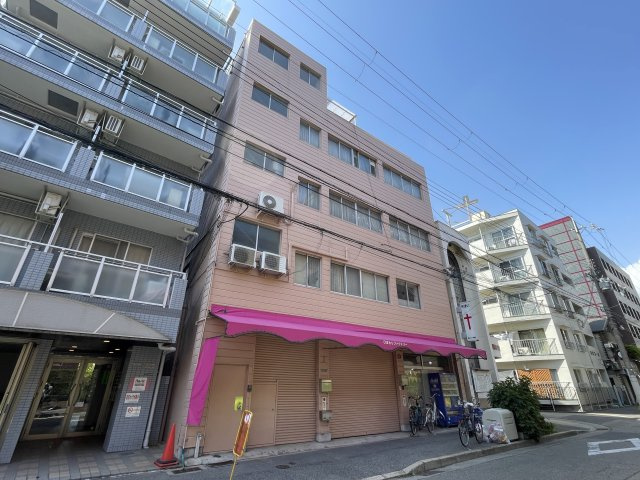 ライフ東埜の外観