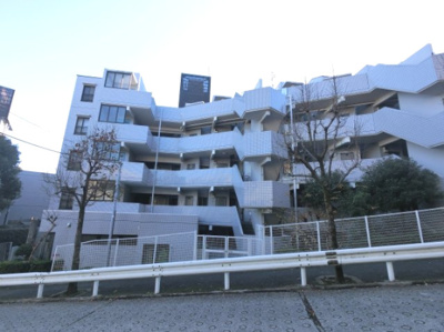 【外観】 | ニューウェルテラス第2日吉 | 平成２年７月築の新耐震基準マンション。住まい給付金、住宅ローン控除対象マンションです。
ＪＲ南武線「武蔵新城」駅バス１５分、バス停「蟹ヶ谷」徒歩３分。