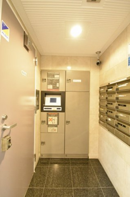 【その他共用部分】 | クレッセント綱島 | 不在時にもお荷物が受け取れる宅配ボックス