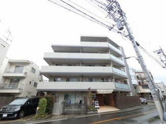 【外観】 | 京急本線「雑色」駅徒歩7分の好立地！駅からはフラットアクセス。
通勤時間の短縮でご