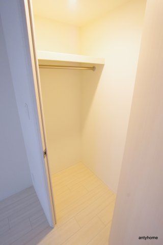 エスリード九条スタシオン　仲介手数料無料の収納