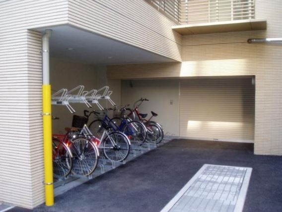 メビウス新宿御苑のその他共用部分|駐輪場