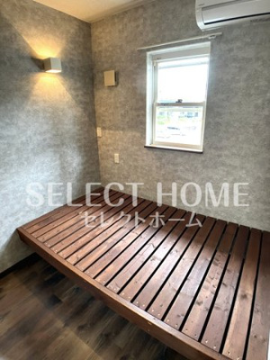 【寝室】 | ネイ・ヴァンクール | 広くて明るい寝室