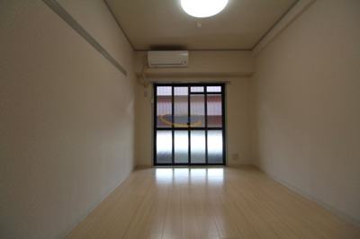 【居間・リビング】 | 東洋プラザ大阪港Ⅰ