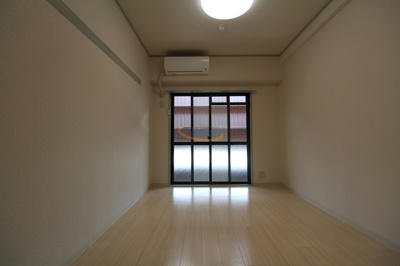 【居間・リビング】 | 東洋プラザ大阪港Ⅰ