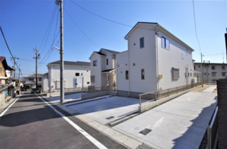 【前面道路含む現地写真】 | ２号棟　現地（2020年4月）撮影
前面道路は東側幅員約4.5ｍ