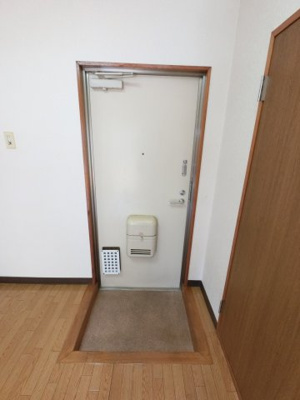 【玄関】 | ソレイユ
