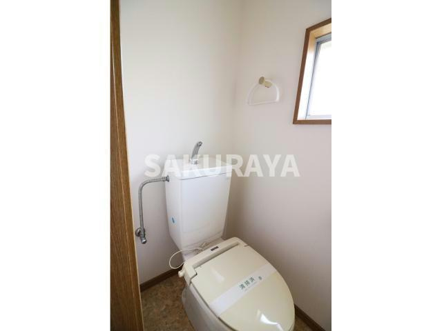 根岸方貸家Ｃ（福居町）のトイレ|現況と異なる場合がございます。