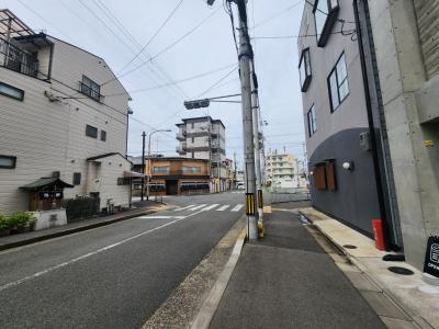 グレースアレイ西院の地図|前面道路