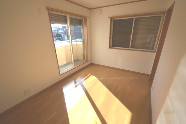 【寝室】 | 落ち着いて過ごせるお部屋なので、寝室にいかがでしょうか