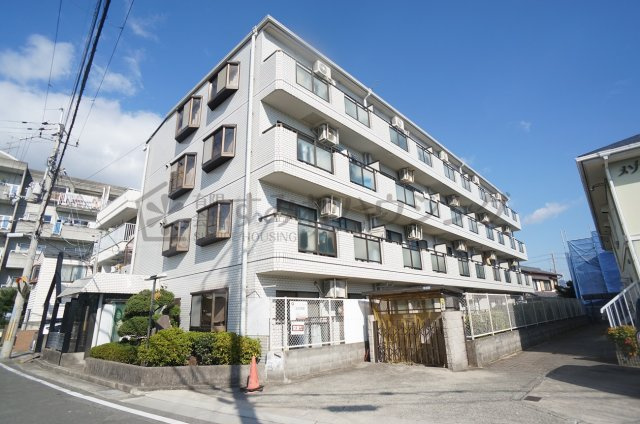 ガーデンハイツ山本の外観