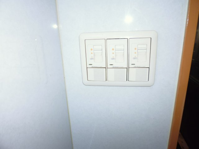 ペンシルビルの設備