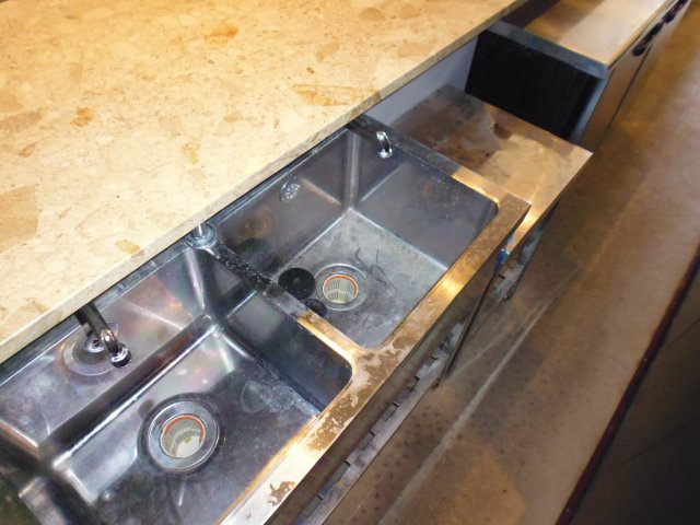 ペンシルビルのキッチン