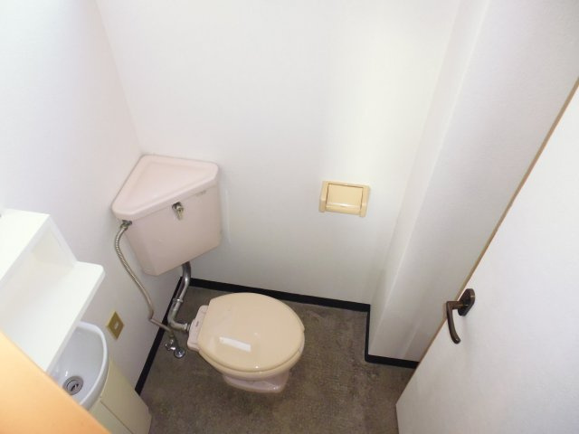 ペンシルビルのトイレ