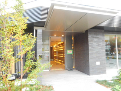 【エントランス】 | ラティエラ練馬