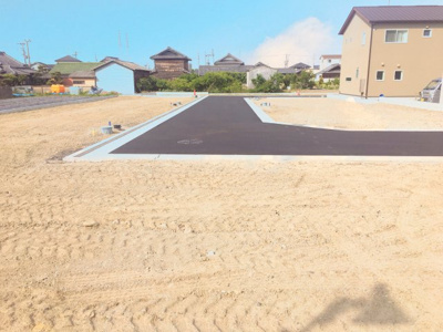 【前面道路含む現地写真】 | Residence city 和泉市小田町　 | 分譲地内なので、道路は綺麗でスッキリしています♪