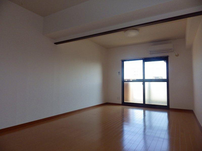 【寝室】 | エルフィン