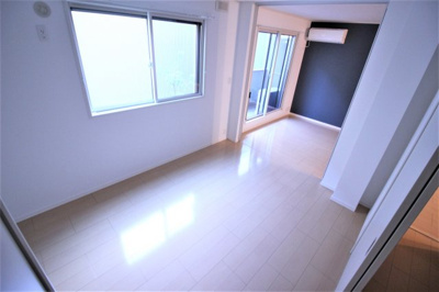 【洋室】 | ファヴォリート志紀南