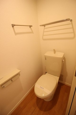 【トイレ】 | ファヴォリート志紀南