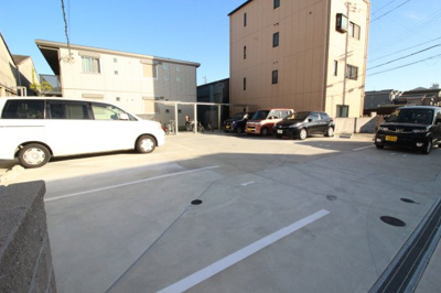 【駐車場】 | ファヴォリート志紀南
