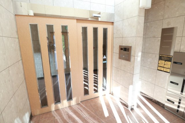 KTD昭島のエントランス