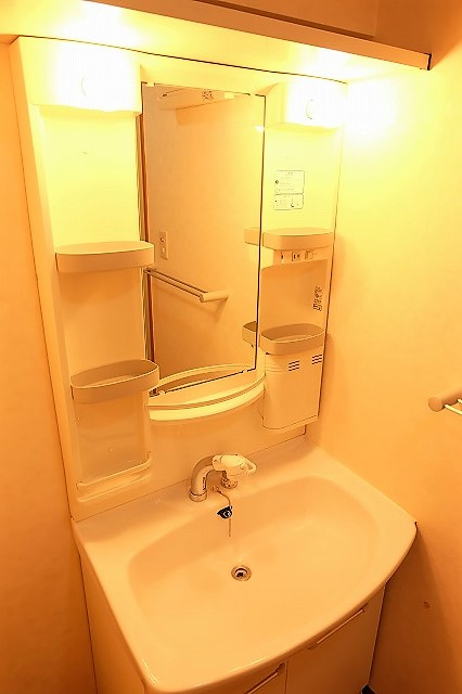 KTD昭島の独立洗面台|※同建物別部屋イメージ