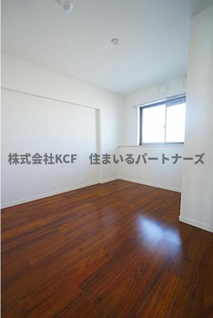 サニーコート梅満の洋室|個人の部屋や寝室として使える洋室です
