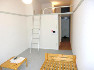 【居間・リビング】 | レオパレス猪名川 | 家具家電付きタイプ