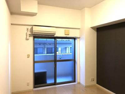 【洋室】 | プライムスクエア