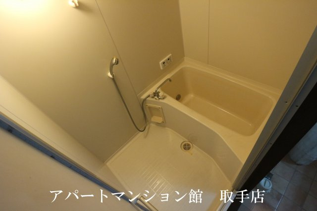 リバーサイドヒルズの浴室