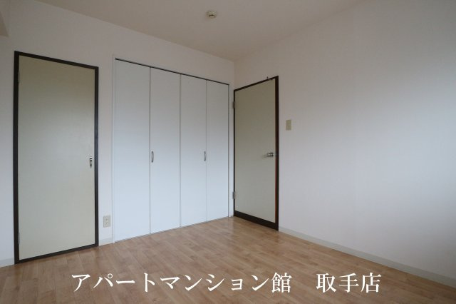 リバーサイドヒルズの寝室