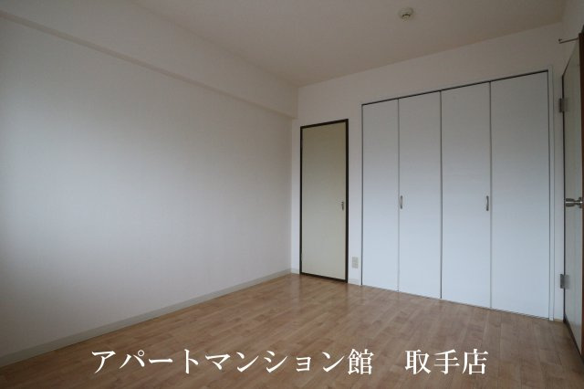リバーサイドヒルズの寝室