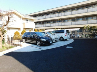 【駐車場】