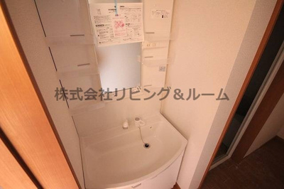 【独立洗面台】 | アモーレ・おおつ野