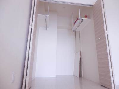 五条高倉Vivre2（旧：五条高倉レジデンスHORI）の収納|ウォークインクローゼット