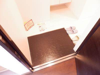 五条高倉Vivre2（旧：五条高倉レジデンスHORI）の玄関|玄関