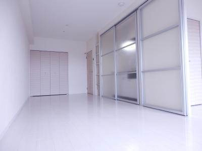 五条高倉Vivre2（旧：五条高倉レジデンスHORI）の居間・リビング