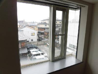 ホワイトクレステのその他|出窓