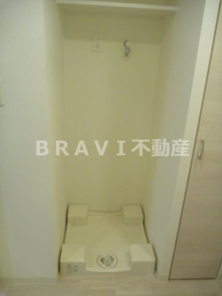 プレサンス心斎橋レヨン　BRAVI不動産の設備|【プレサンス心斎橋レヨン】室内洗濯機置き場