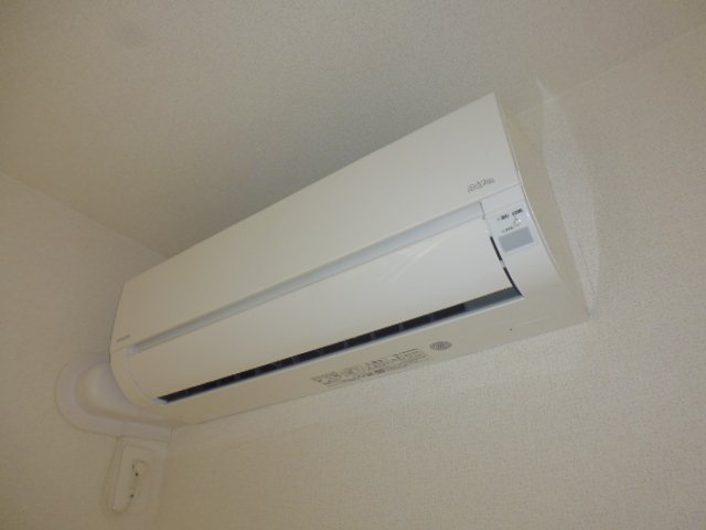 エレガンス　ケリーⅠの設備|エアコン