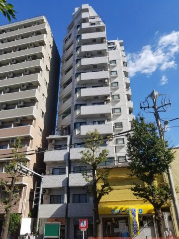 ライオンズプラザ白山の外観