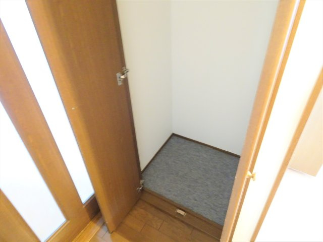 クラウンマンションの収納