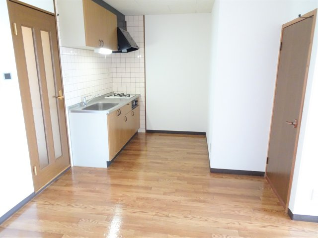 クラウンマンションのキッチン