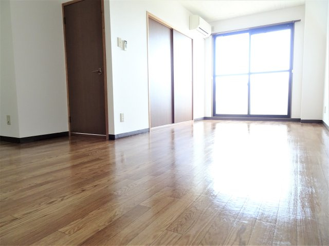 クラウンマンションの内装