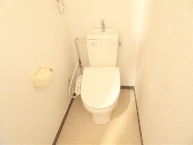 クラウンマンションのトイレ