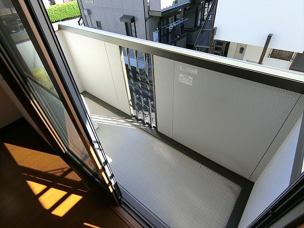 【バルコニー】